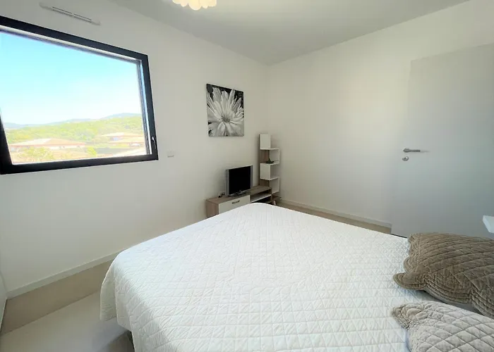 2 Pieces Les Jardins De Livia 1 * 波尔蒂乔